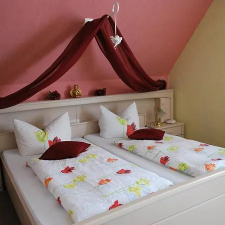 Landgasthof Metzgerei Burghardt Bed & Breakfast *